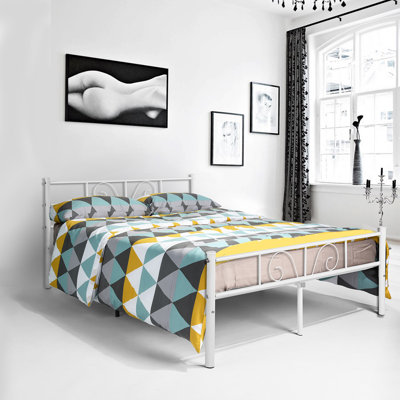 Metal Platforms Bed