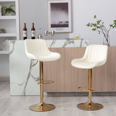 Tabouret de bar avec repose-pieds et base, pivotant et réglable en hauteur grâce à un mécanisme de levage, en velours avec pieds dorés. Rembourrage en mousse, matériau : tissu, profondeur : 52 cm, largeur : 48 cm, hauteur : 85 cm, poids : 7 kg.