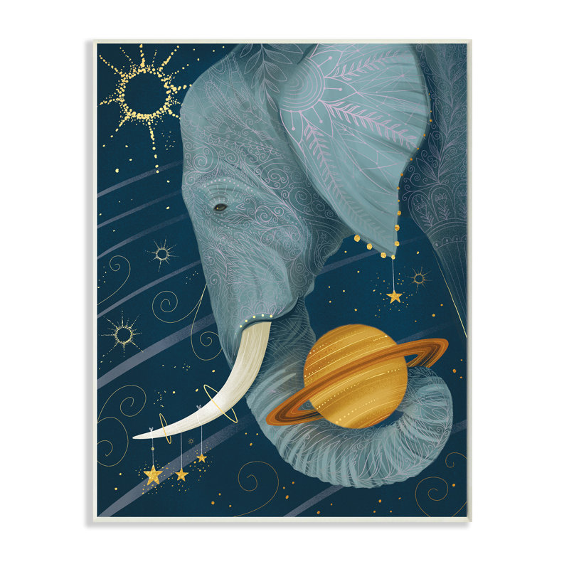 Constellations extra-terrestres, éléphant tenant Saturne, Bois naturel, H 15 po x l 10 po x P 0,5 po