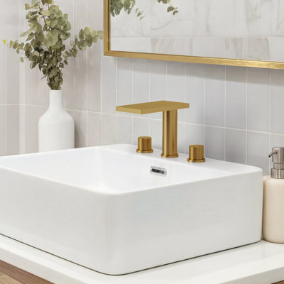 3-Hole Widespread Bathroom Faucet, 2-Handle Sink Faucet with Drain Assembly