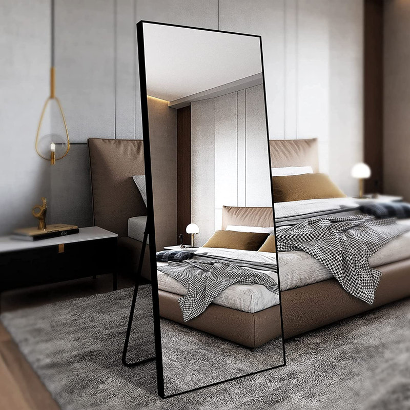 Miroir pleine grandeur Tarunjot, 68 po x 27 po
