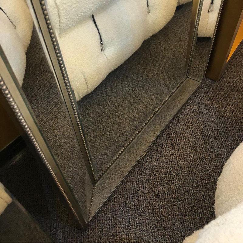 Miroir d'appoint moderne et contemporain, 47" H
