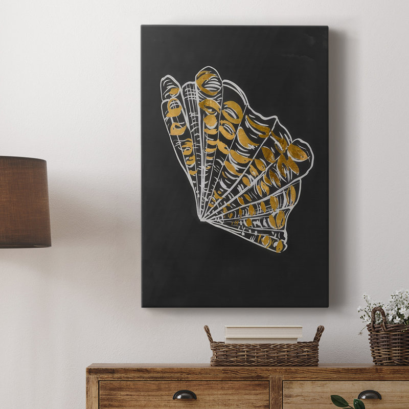 Night Shell I - galerie sur mesure, H 48 po x l 32 po