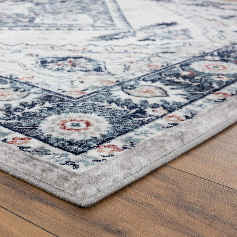 Tapis oriental à médaillon oriental