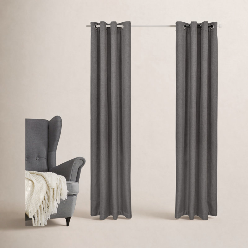 Lowri Alanis Adjustable 0.625" Single Curtain Rod, White, 48" - 86"