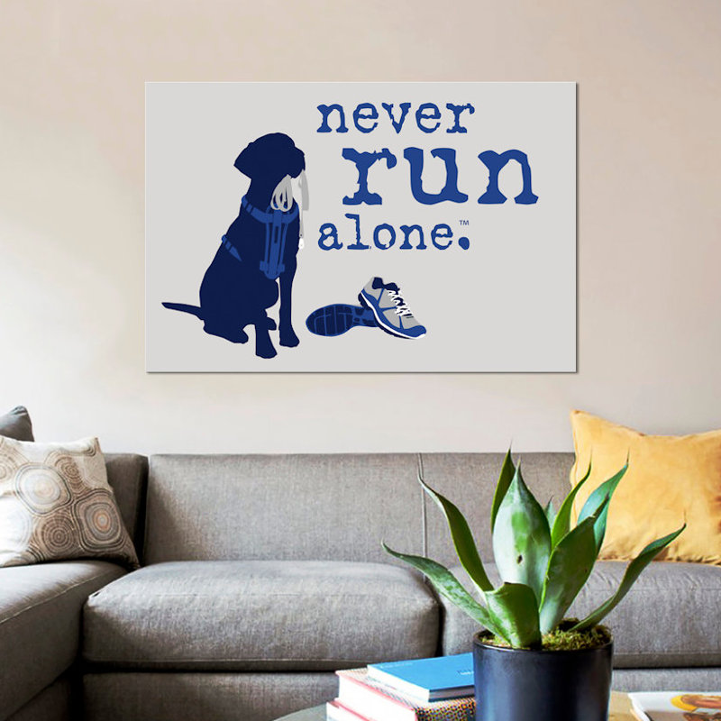 «Never Run Alone», impression sur toile, H 26 po x l 40 po x P 1,5 po, Pas de tapis, Toile tendue