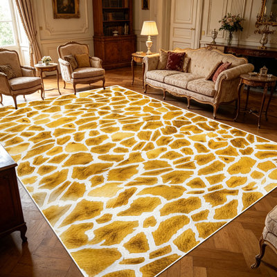 1PC Warm Golden Giraffe Print area rugs, Soft and Comfortable, easy-to-maintain, machine washable Indoor floor mat, suitable for living room, bedroom, hallway, patio, porch, entryway, Home Decor, Outdoor Decor.