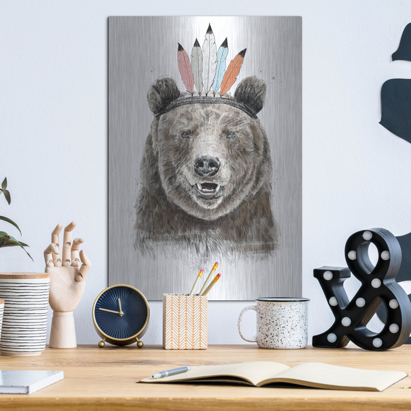 «Festival Bear» par Balazs Solti, H 16 po x l 12 po
