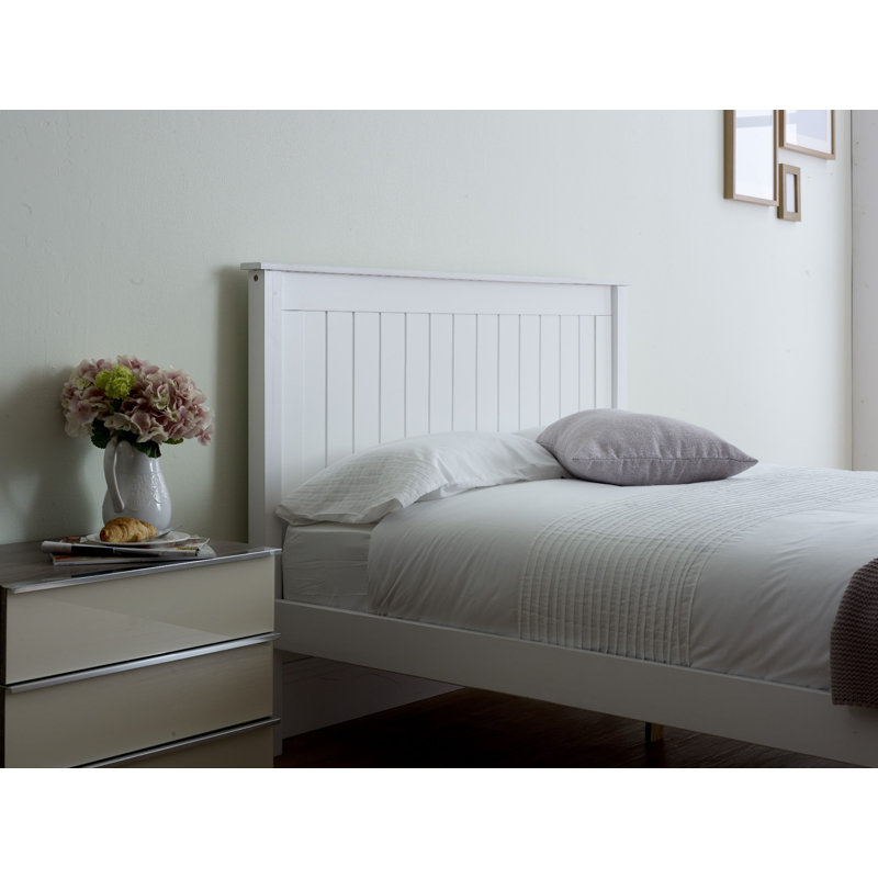 Boyertown Bed, White, Small Double (4')