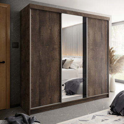 Caeleigh Wardrobe