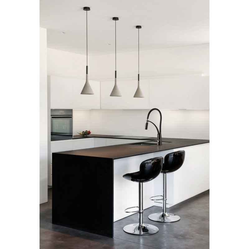 Julius Culinary Single Handle Pull-Down Kitchen Faucet, Satin Black