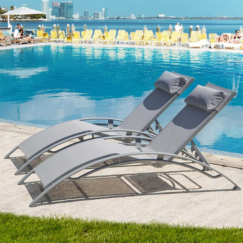 Chaise longue d'extérieur en métal Leiner, gris