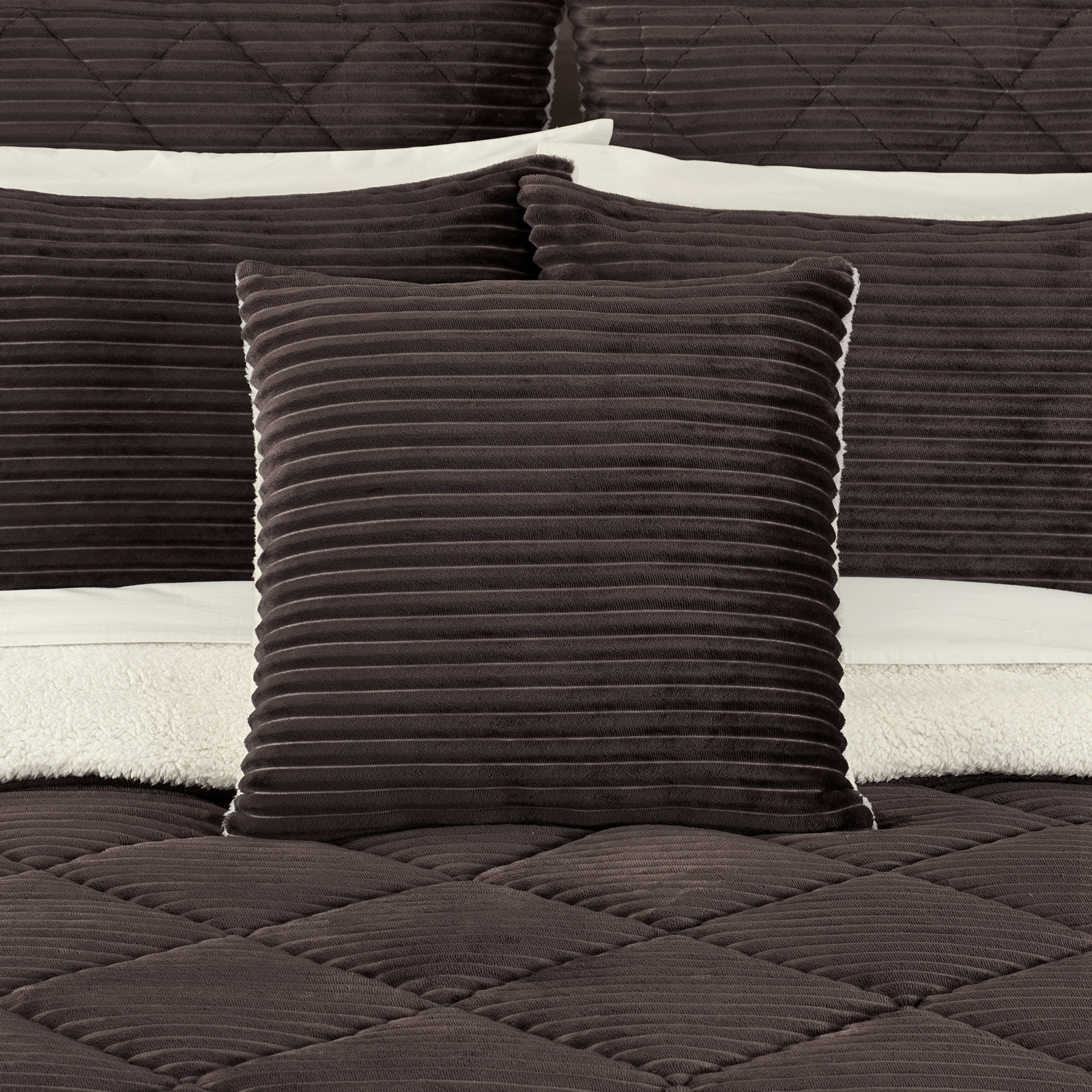 Everett 20" x 20" Throw Pillow, Mocha