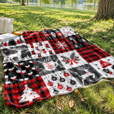 Cozy Christmas Patchwork Fleece Blanket, Festive Holiday Plaid Snowflakes Reindeer Hot Cocoa Trees Mittens Design Throw for Sofa Couch Bedroom Living Room Home Decoration