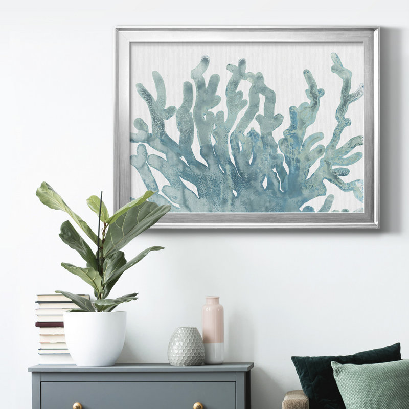 Toile encadrée bleue Macro Coral III - prête à être accrochée, Argent, H 30,5 po x l 42,5 po x P 1 po
