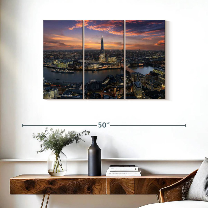 Sireci London Sireci Twilight, 24" H x 38" W