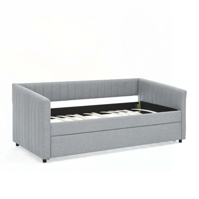 Linen Upholstered Daybed with Trundle by Latitude Run