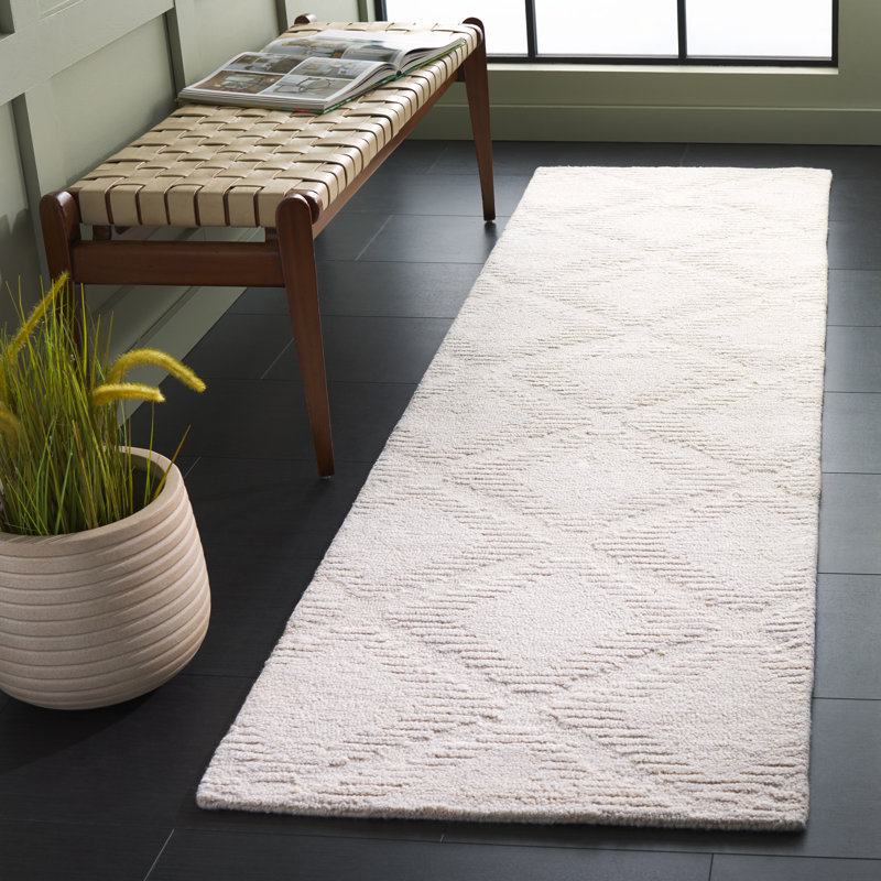 Rodeo Drive 676 Hand Tufted Wool/Cotton Geometric Indoor Use Only Rug in Ivory, Runner 2'3" x 8'