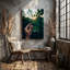 Toile, gros plan d'une main humaine qui saisit doucement un art mural-826109476