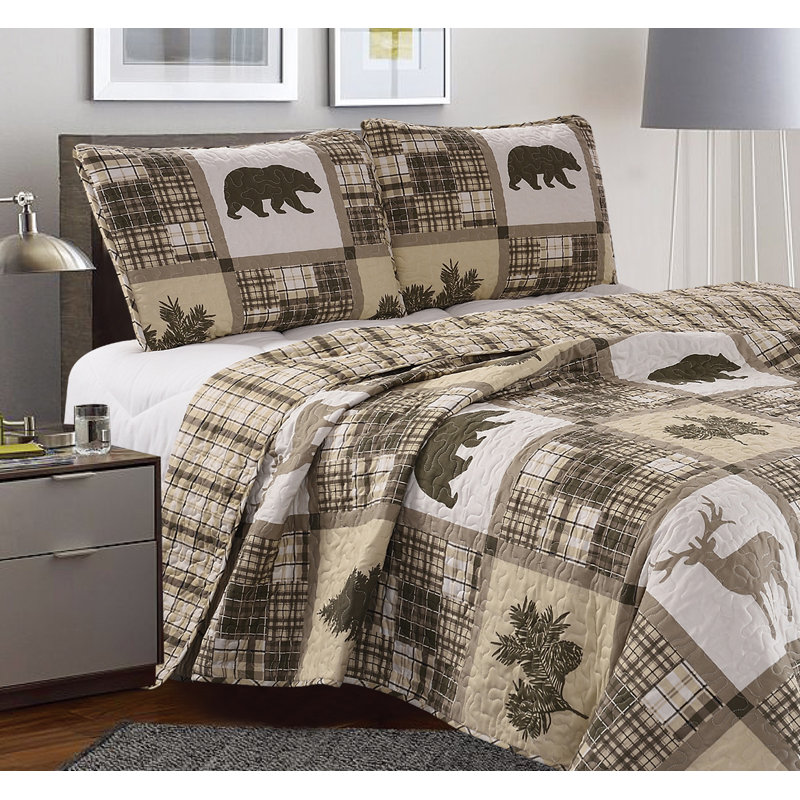 Lodge Patchwork Reversible Quilt Set with Shams, Full / Queen Quilt + 2 Standard Shams, Stonehurst