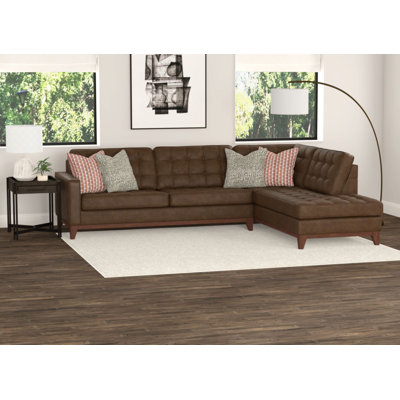 2 Piece Right Side Facing Sectional With 4 Pillows