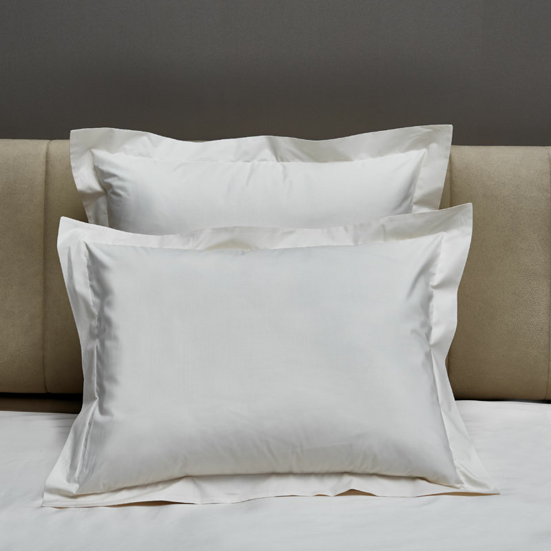 Gemma Sham, Standard Sham, White
