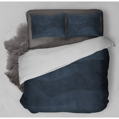 Pointsettia Blue Microfiber 3 Piece Comforter Set -  Orren Ellis, 47447249DDEF4C75988948FF58EDF27D