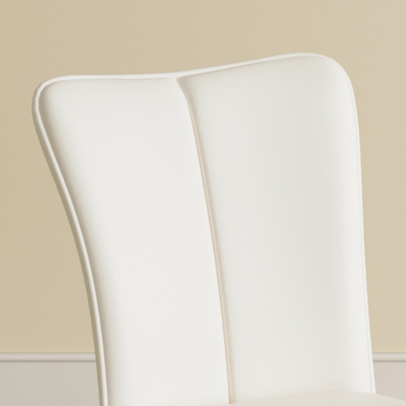 Chaises minimalistes modernes seulement, sans les tables