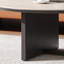 Table basse simple de style crème rétro