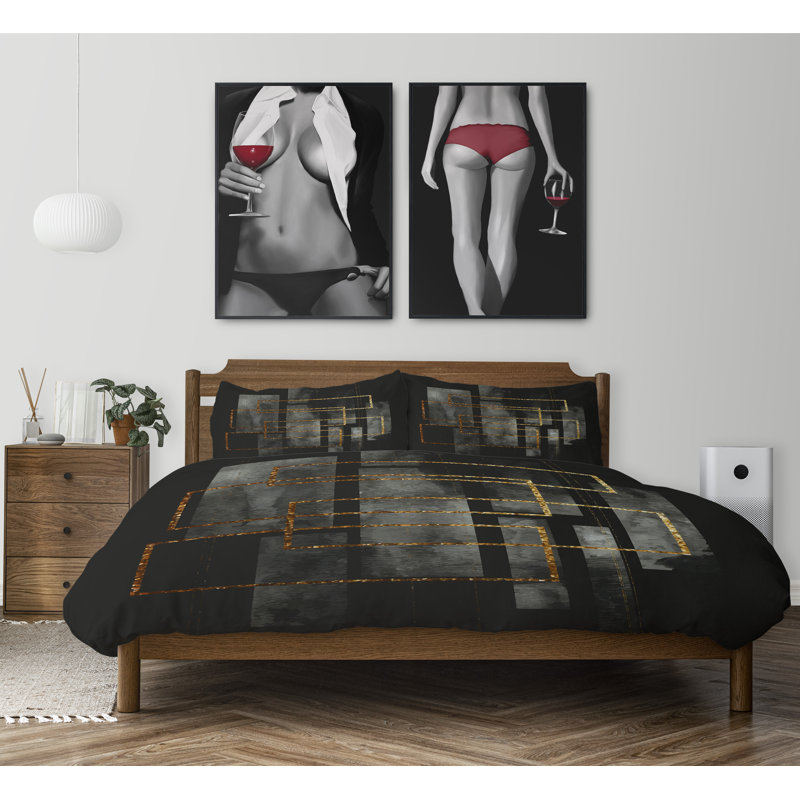 Polyester Channel Geometric Shapes Comforter, Queen Comforter + 2 Standard Pillowcases