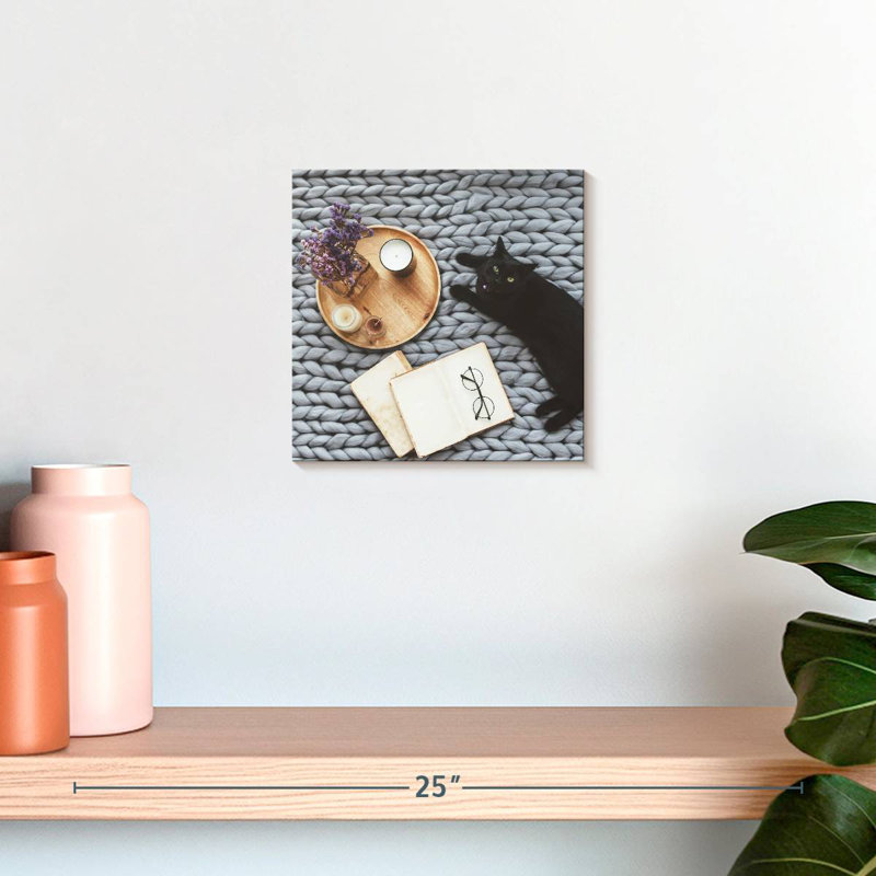 Brampt Modern Cat, 10" H x 10" W
