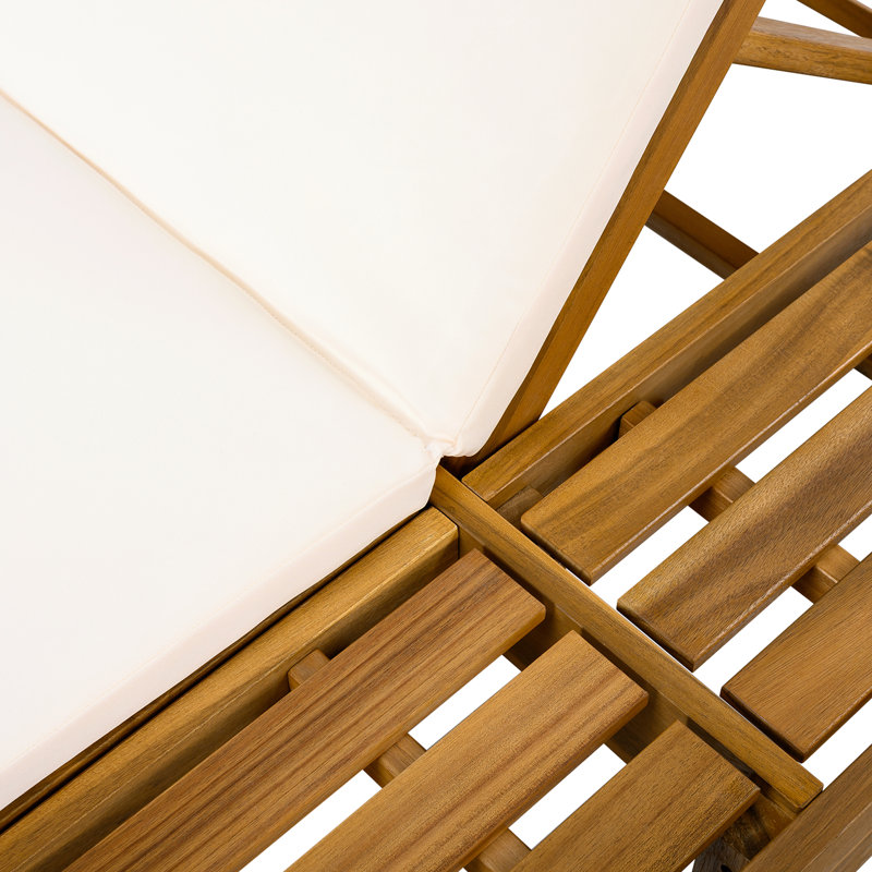 Chaise longue de patio réglable en bois d'acacia avec coussin Dounton, Crème, crème