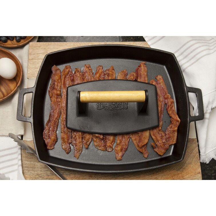 Bayou Classic Cast Iron Shallow Pan (Bacon Pan) – Atlanta Grill Company