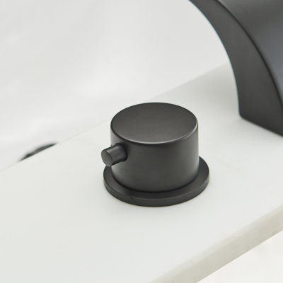 2-handle Bathroom Faucet with Drain Assembly