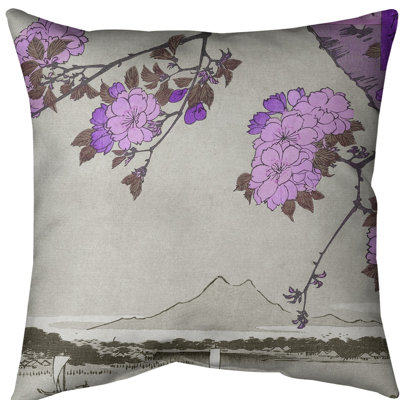Housse de coussin Blossoms over the River