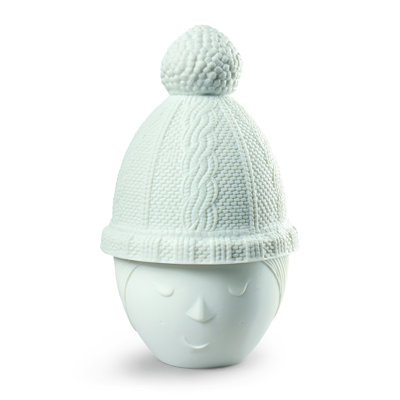 Winter Lee Scented Novelty Candle
