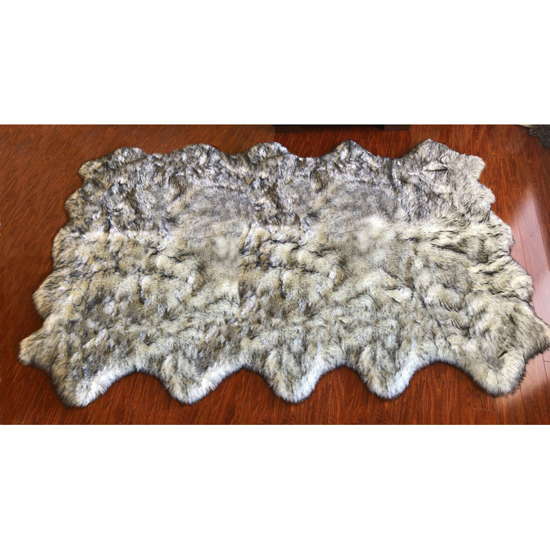 Wiedman Performance Faux Sheepskin Washable Indoor Rug, Novelty 5'7" x 8'