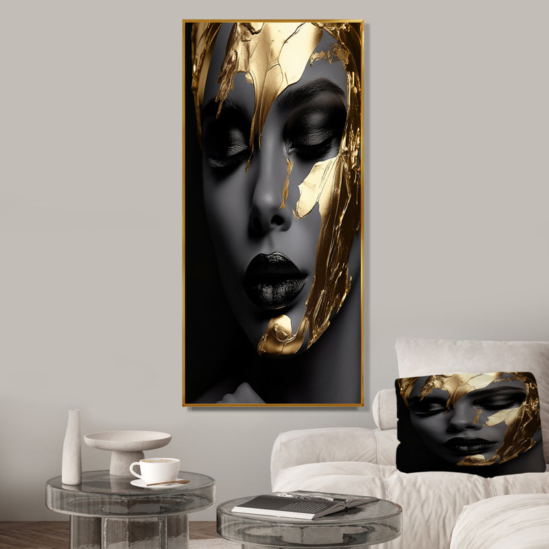 Femme noire et dorée photo IV - art sur toile tendance, Cadre flottant doré, H 60 po x l 28 po