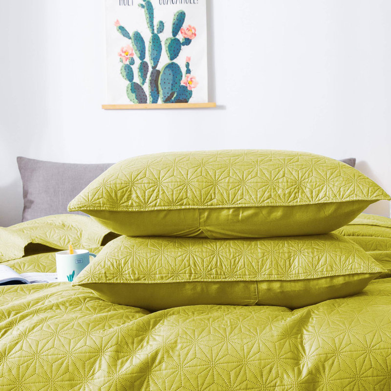 Sunshine Yellow Queen Reversible Microfiber Quilt Set