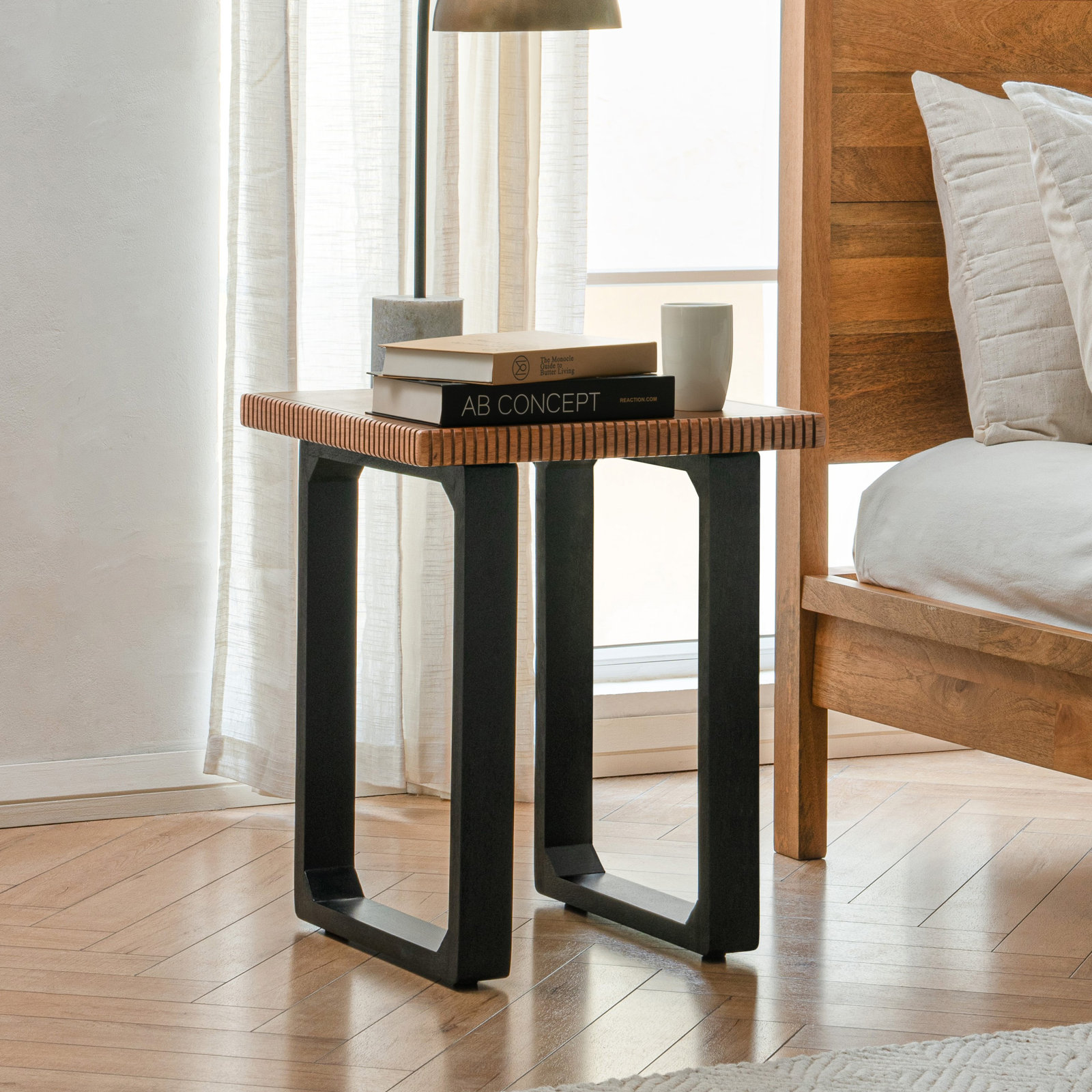 Urbana 18" Mango End Table, Mid Tone Honey