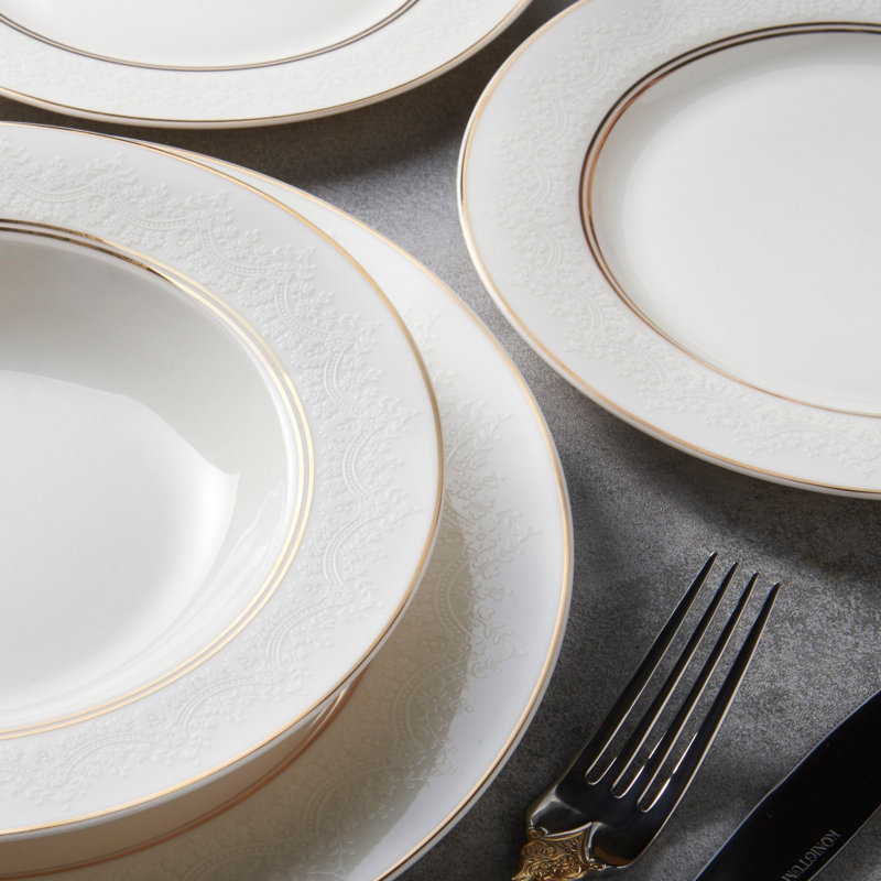Everson 24 Piece Dinnerware Set, Service for 6, Classic Gold Band
