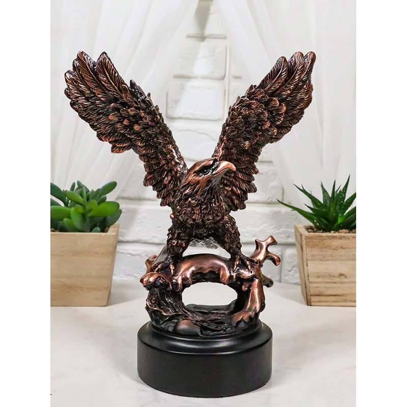 Figurine Lugenia Wings