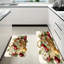 Ensemble de 2 tapis de cuisine beige à motif de fraises et marguerites