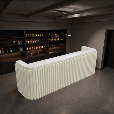Élégance intemporelle: comptoir de bar en bois classique avec rangement - pour les bars à domicile et les réceptions