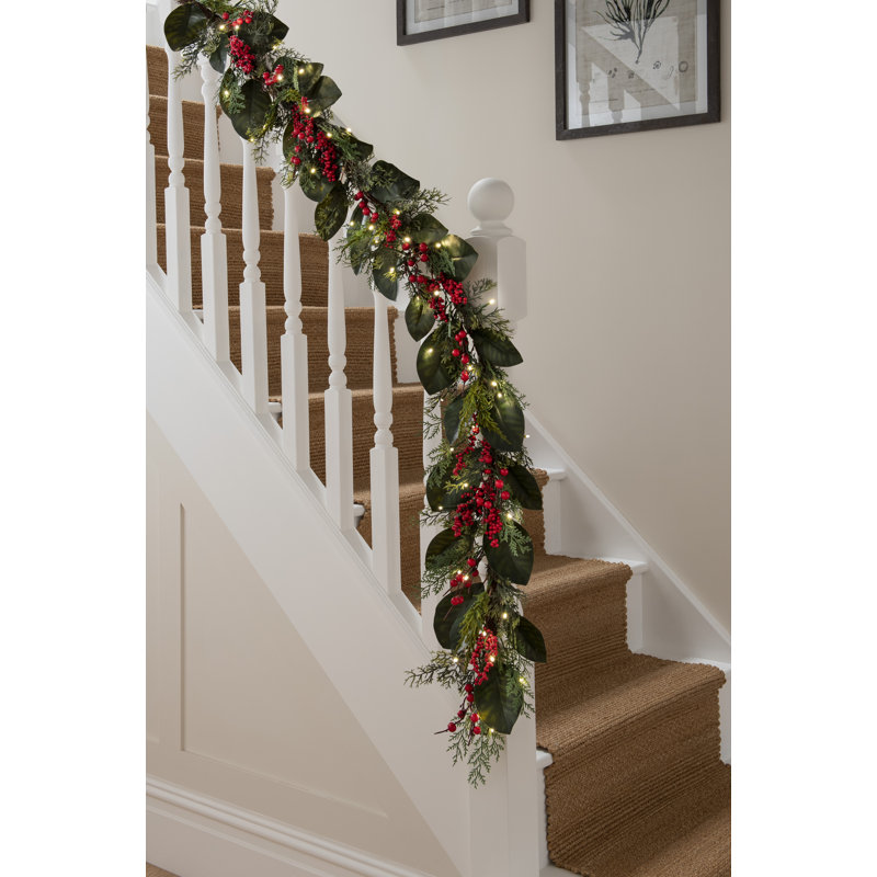 MAGNOLIA BERRY - 6ft Garland with 100 Warm White Lights