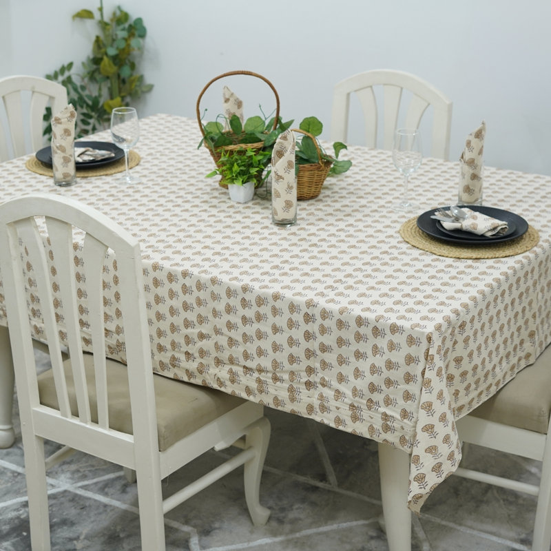 Red Barrel Studio® Elegance: Housse de table décorative en coton pour la cuisine et la salle à manger, Kohinoor (10 places)