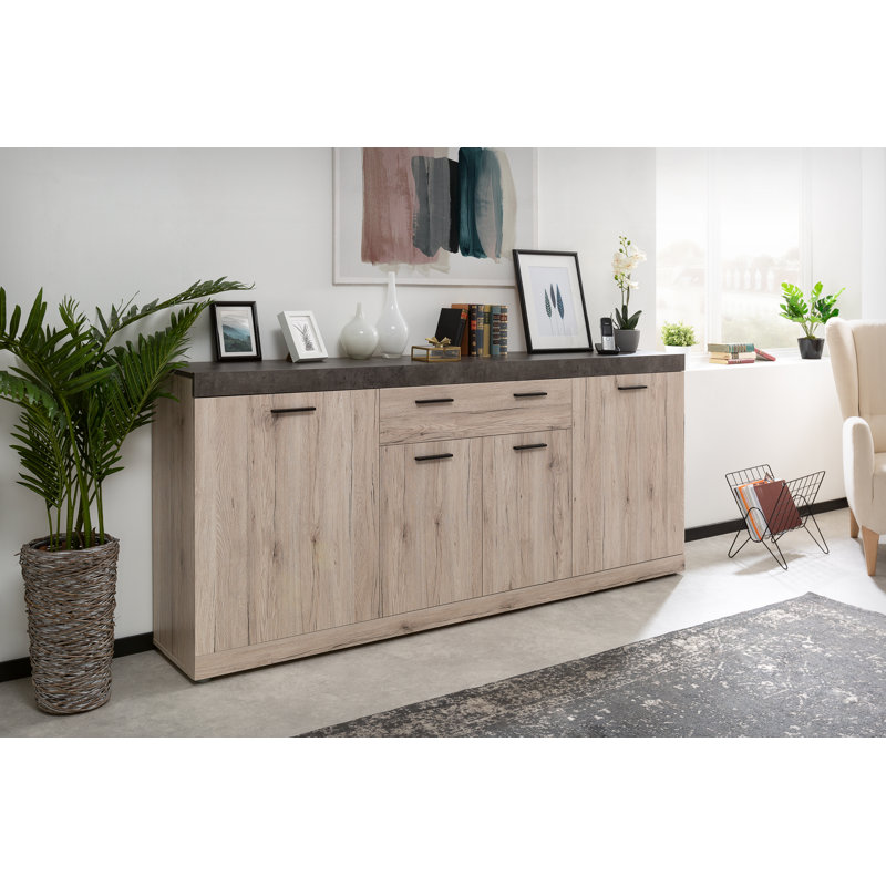 Walk 200cm Sideboard