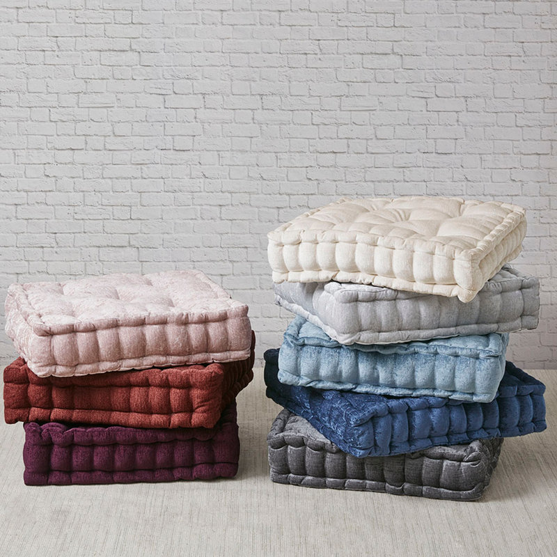 Coussin de sol carré en poly chenille