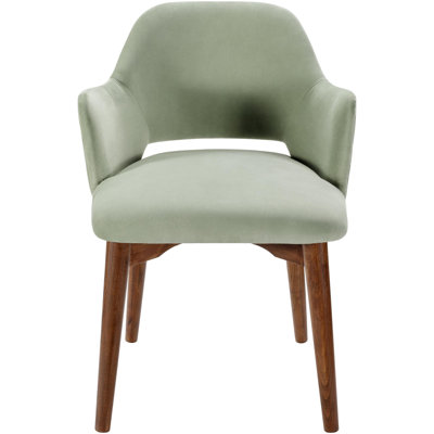 Chaise Meredythe