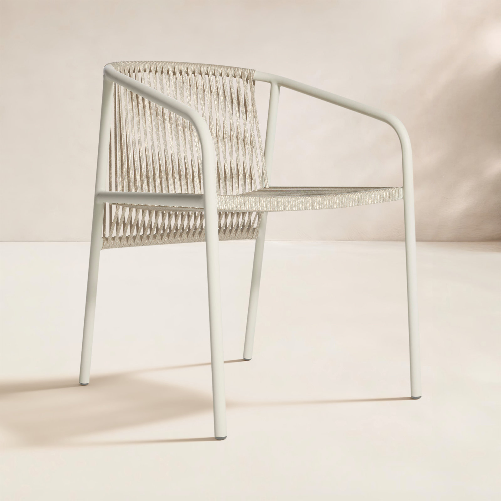 Lookout Patio Armchair, White